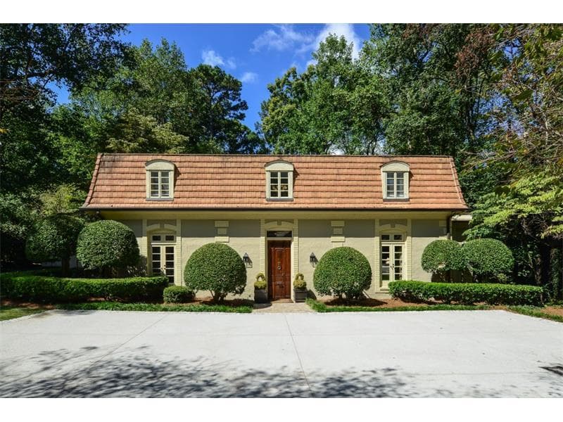 5 bedroom, 4,980 sq ft single family residence sold at 3872 Randall Ridge Road, Atlanta, GA 30327
