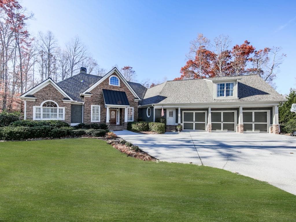 5 bedroom, 4,094 sq ft single family residence sold at 605 Ashford Estates Avenue, Canton, GA 30115