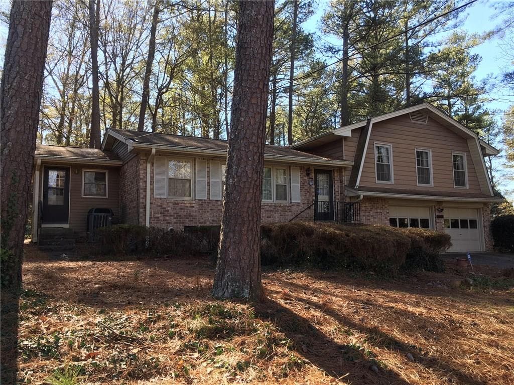 4811 Fairforest Drive, Stone Mountain, GA 30088 — most recent listing photo