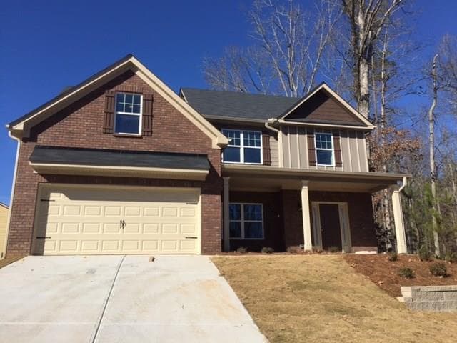 4 bedroom, 2,443 sq ft single family residence sold at 5637 Valley Loop, Fairburn, GA 30213