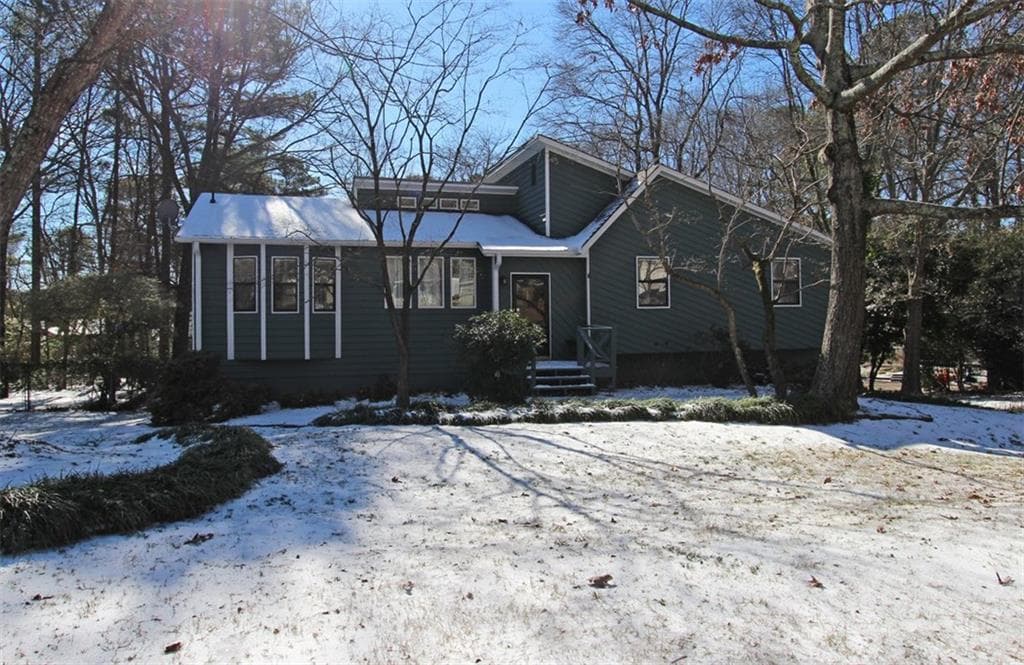 221 STATION Lane, Kennesaw, GA 30144 — most recent listing photo