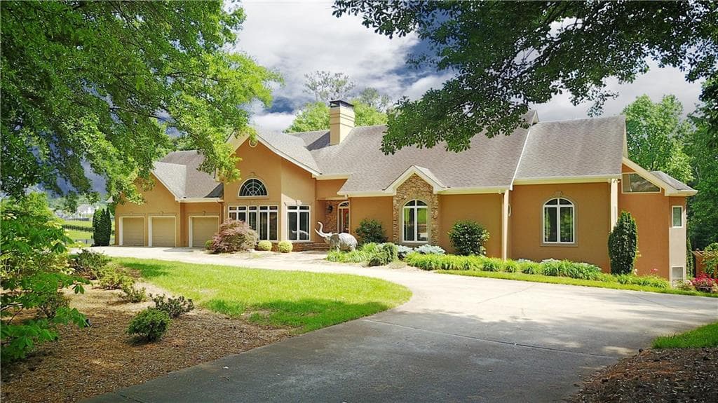 825 Ebenezer Road, Roswell, GA 30075 — most recent listing photo