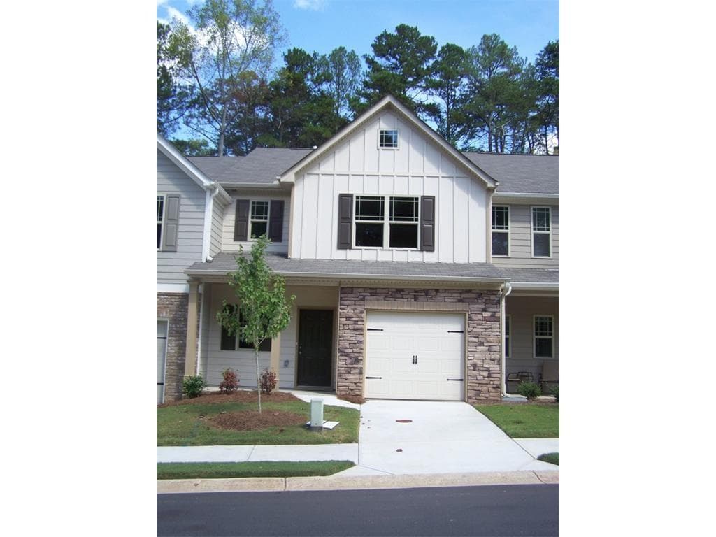 3 bedroom townhouse sold at 112 Oakview Passage 95, Canton, GA 30114