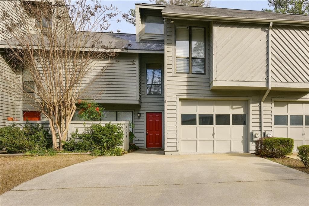 1034 Creatwood Circle, Smyrna, GA 30080 — most recent listing photo