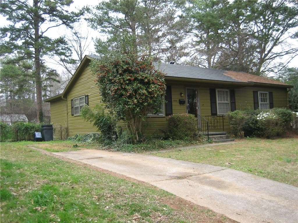 995 Springdale Drive, Marietta, GA 30062 — most recent listing photo