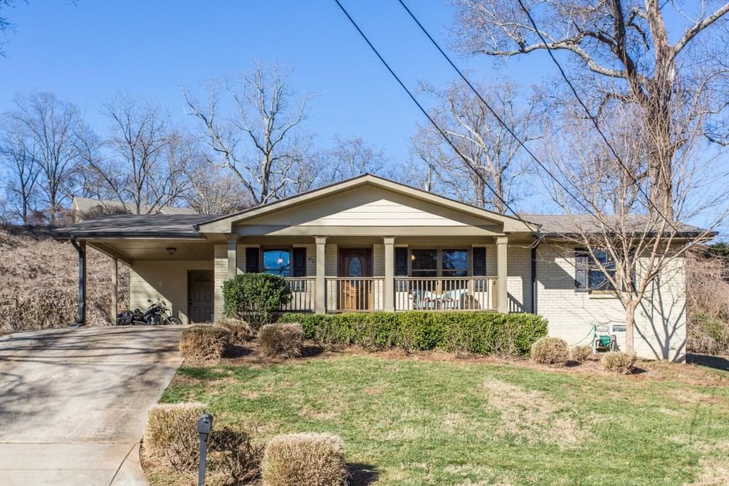 3 bedroom, 1,326 sq ft single family residence sold at 823 Delmar Court, Atlanta, GA 30316
