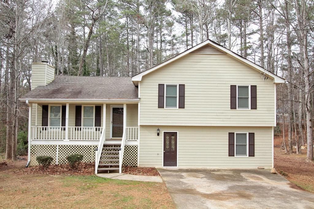 5627 Pinedale Circle, Sugar Hill, GA 30518 — most recent listing photo