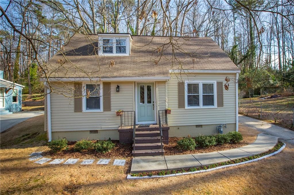 3 bedroom, 1,701 sq ft single family residence sold at 2973 Skyland Drive, Atlanta, GA 30341