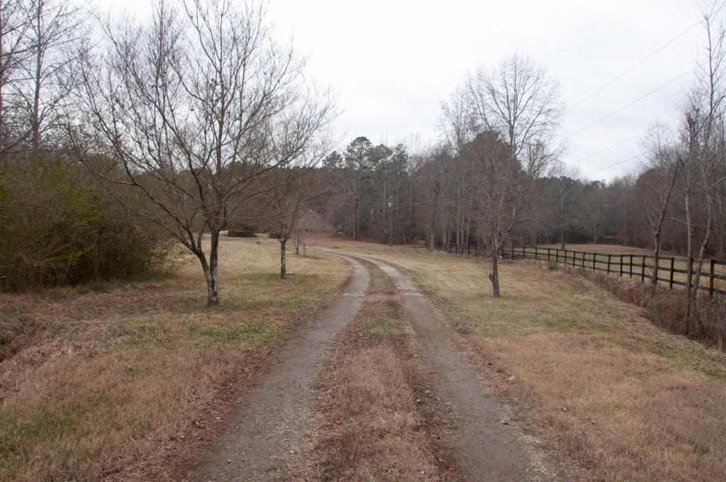 3 bedroom, 2,587 sq ft single family residence sold at 5095 Karr Road, Cumming, GA 30040