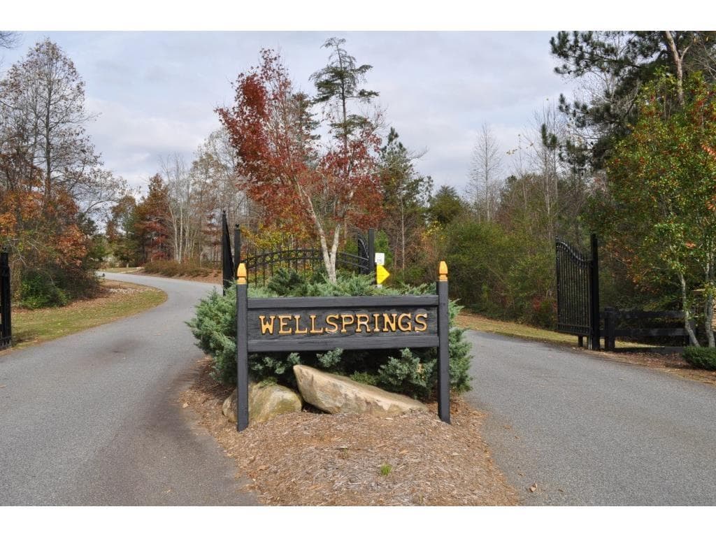 5026 Fountain Springs Drive, Gainesville, GA 30506 — most recent listing photo