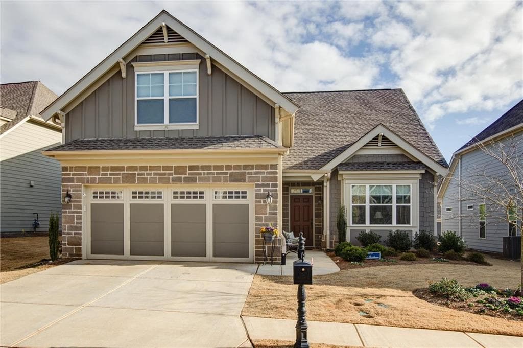 3 bedroom, 2,014 sq ft single family residence sold at 3743 Golden Leaf Point, Gainesville, GA 30504