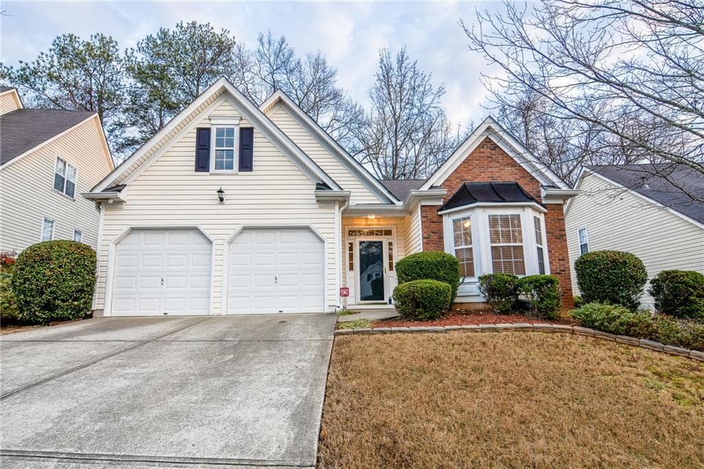 3 bedroom, 1,708 sq ft single family residence sold at 3340 Serenade Court, Alpharetta, GA 30004