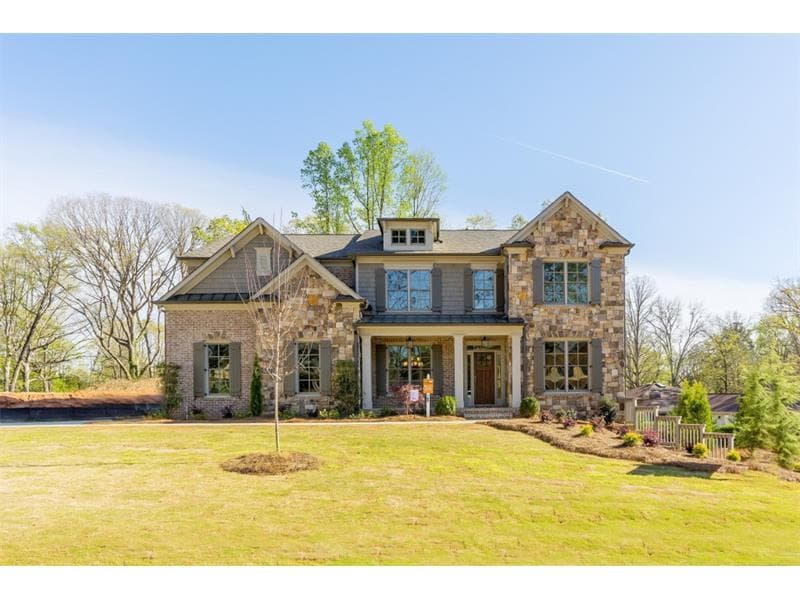 2739 Oak Glen Manor Road, Decatur, GA 30033 — most recent listing photo