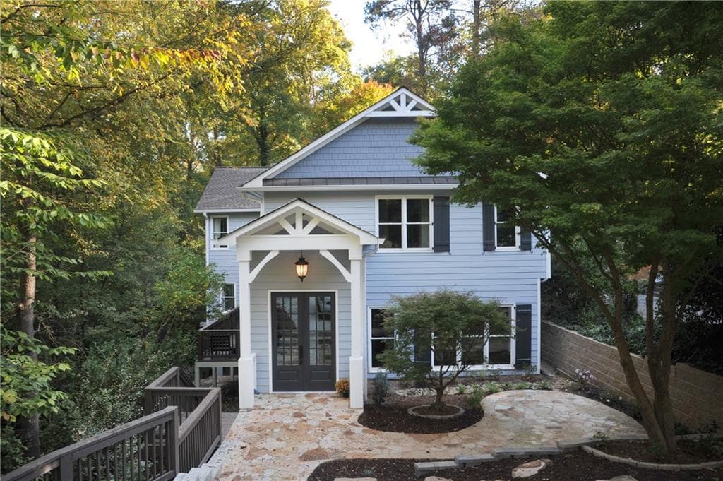 4 bedroom, 4,450 sq ft single family residence sold at 1865 Windemere Drive, Atlanta, GA 30324