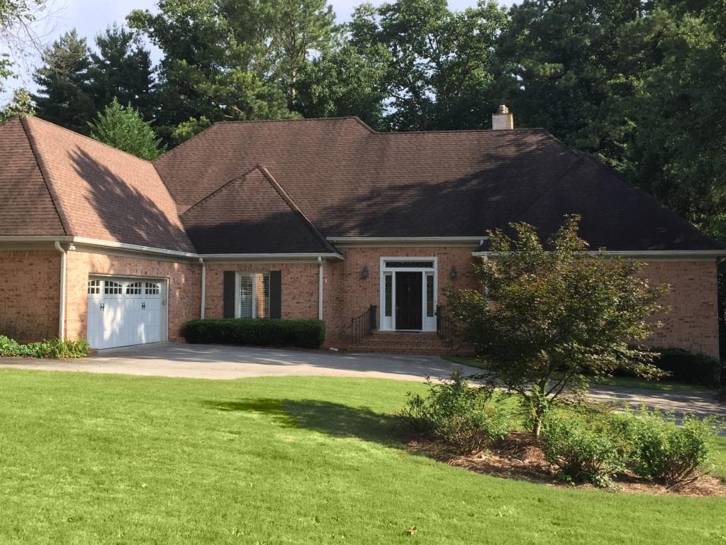 5 bedroom single family residence sold at 301 Rolling Rock Road, Marietta, GA 30067