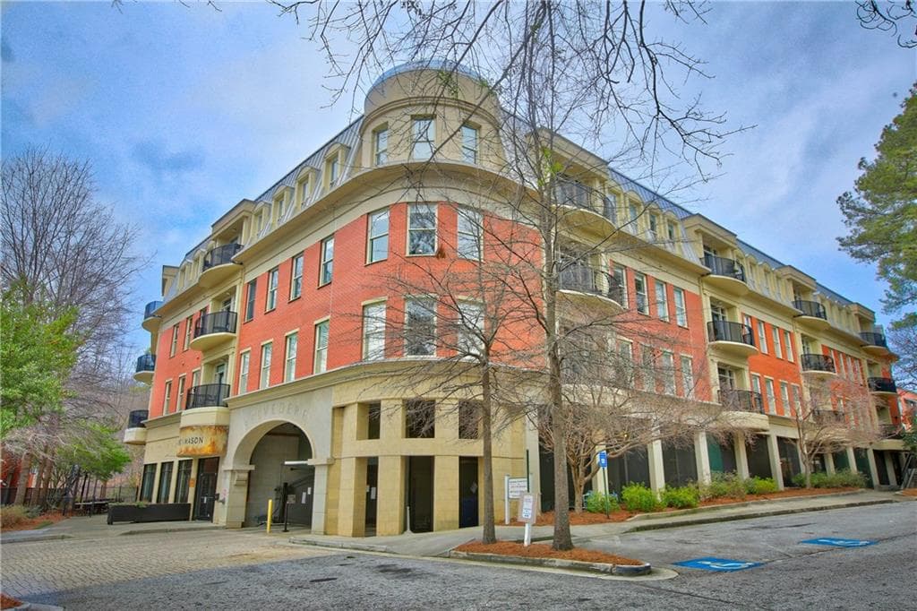 1 bedroom, 1,370 sq ft condominium sold at 560 Dutch Valley Road 311, Atlanta, GA 30324