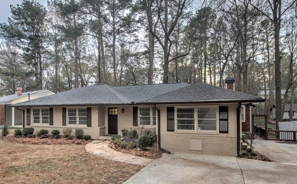 5 bedroom single family residence sold at 1309 Brookshire Lane, Brookhaven, GA 30319