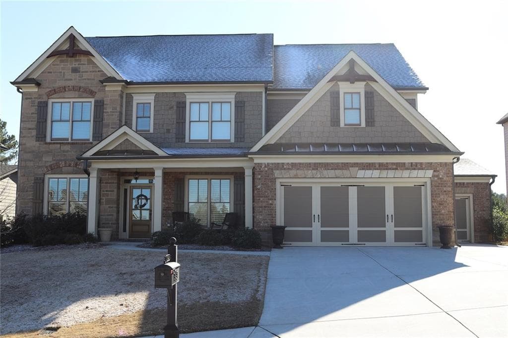 5 bedroom, 4,192 sq ft single family residence sold at 2640 MOON CHASE Lane, Buford, GA 30519