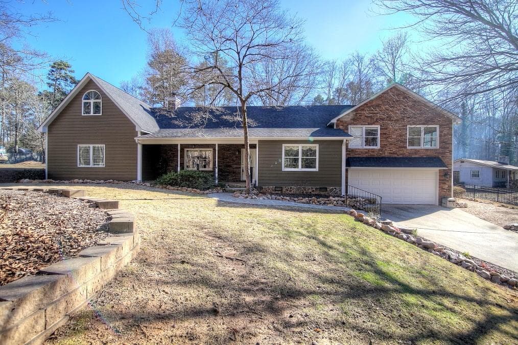 5 bedroom, 3,670 sq ft single family residence sold at 3224 Galts Road, Acworth, GA 30102