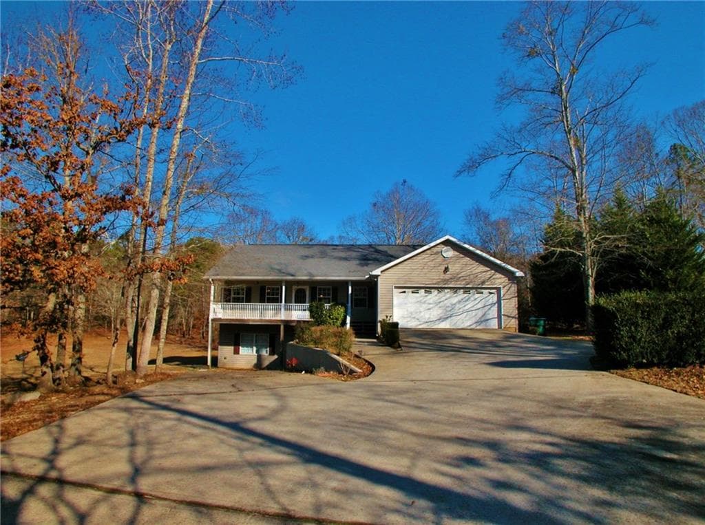 572 HOLDERS SIDING Road, Jefferson, GA 30549 — most recent listing photo