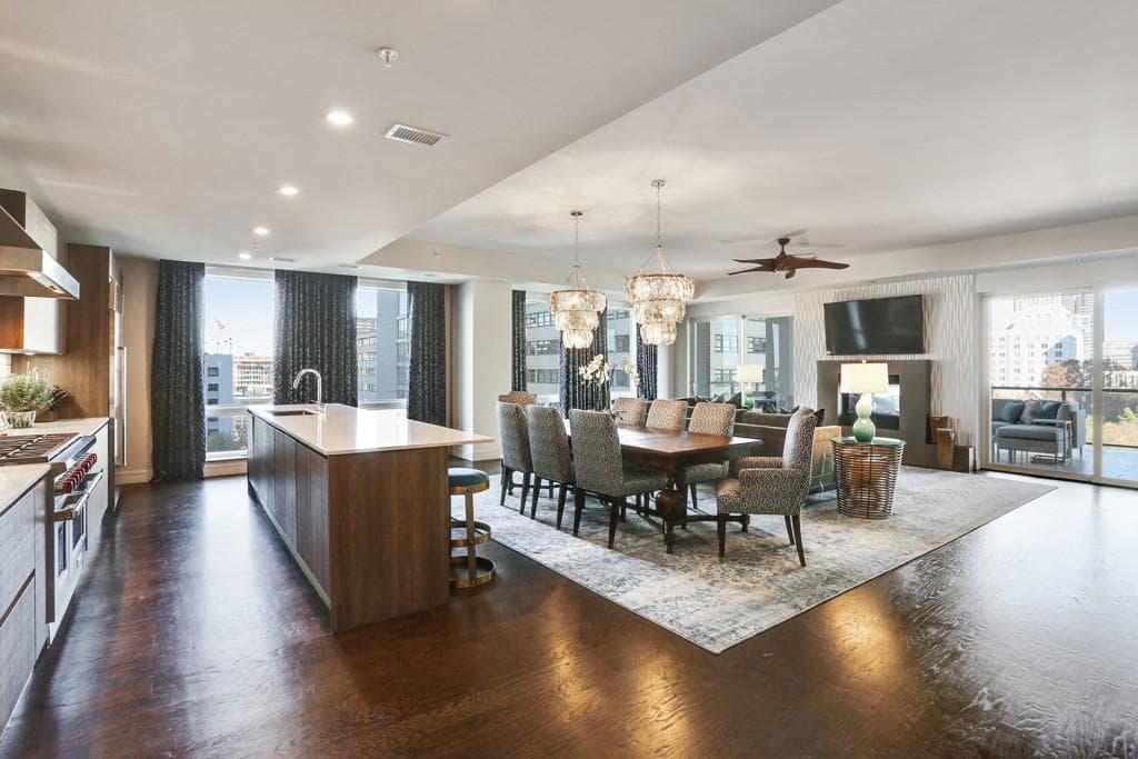 3 bedroom, 2,874 sq ft condominium sold at 867 Peachtree Street 601, Atlanta, GA 30308