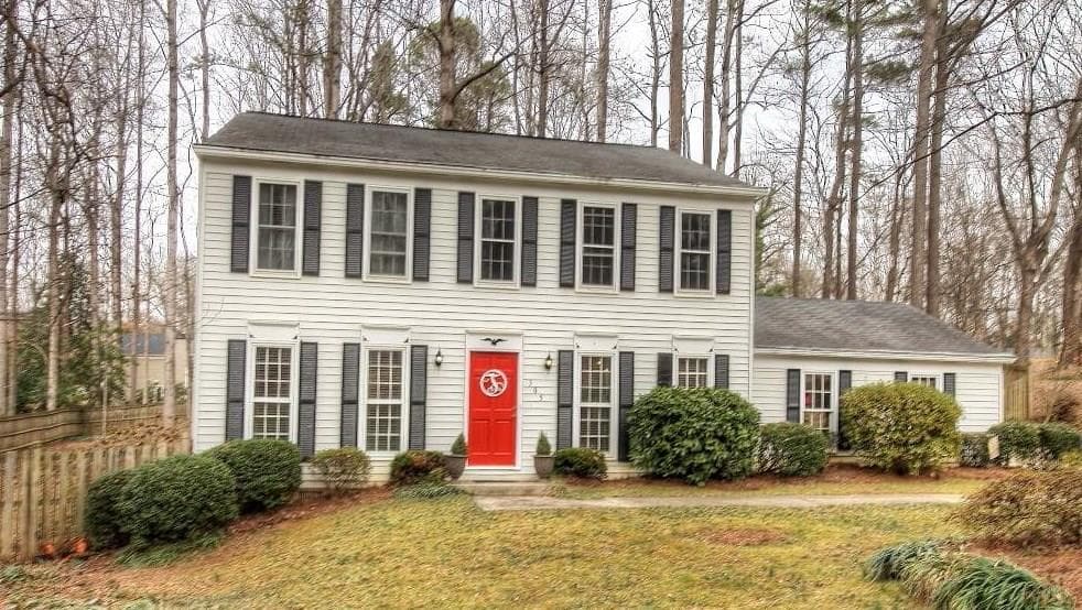 4 bedroom single family residence sold at 305 LAMPLIGHTER Lane, Marietta, GA 30067