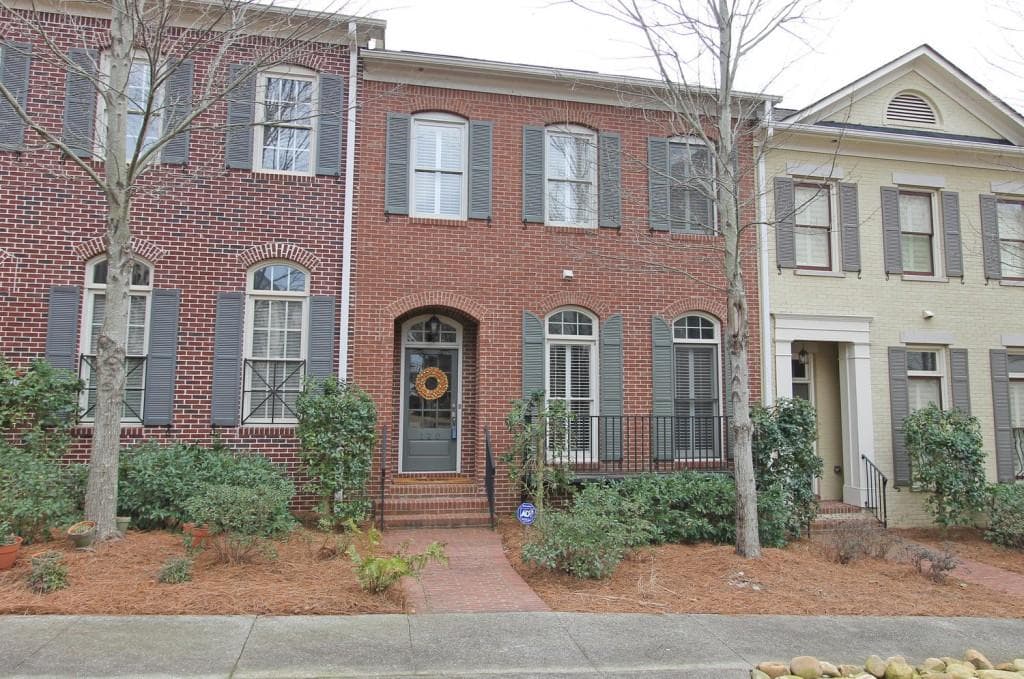 120 W Ridge Way 120, Roswell, GA 30076 — most recent listing photo