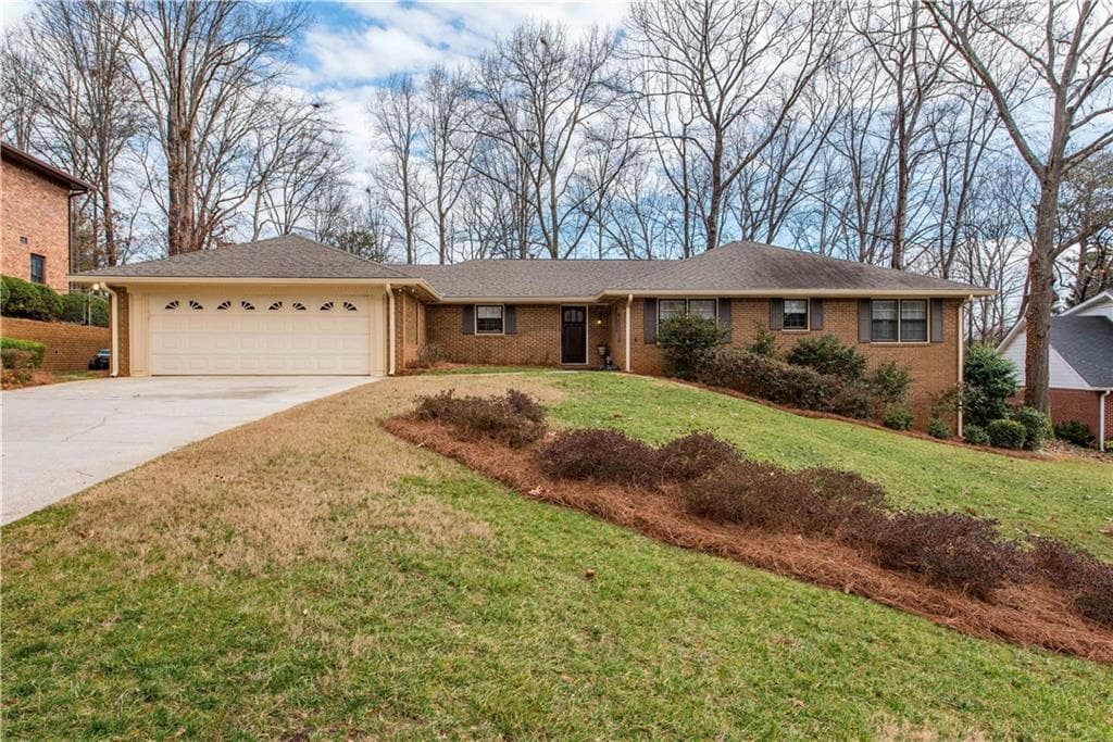 5323 Saffron Drive, Dunwoody, GA 30338 — most recent listing photo