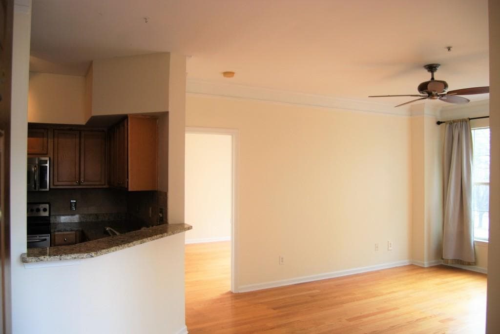 1 bedroom, 931 sq ft condominium sold at 200 Renaissance Parkway 218, Atlanta, GA 30308