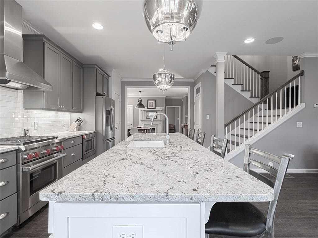 3 bedroom, 2,422 sq ft single family residence sold at 81 Anniston Avenue, Atlanta, GA 30317