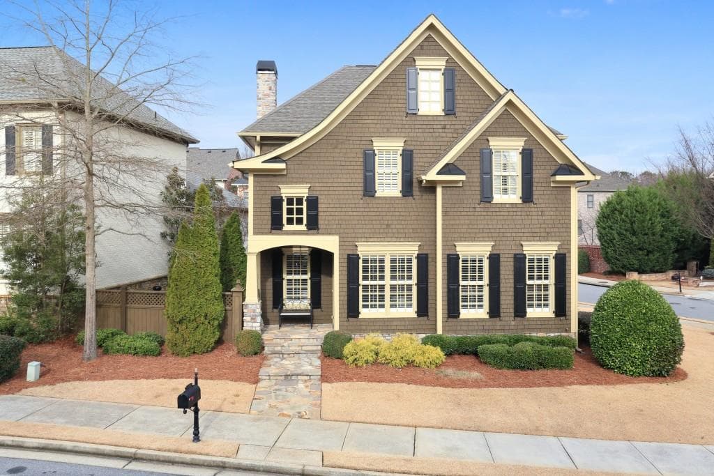 3 bedroom, 2,961 sq ft single family residence sold at 3120 Gadsden Street, Alpharetta, GA 30022