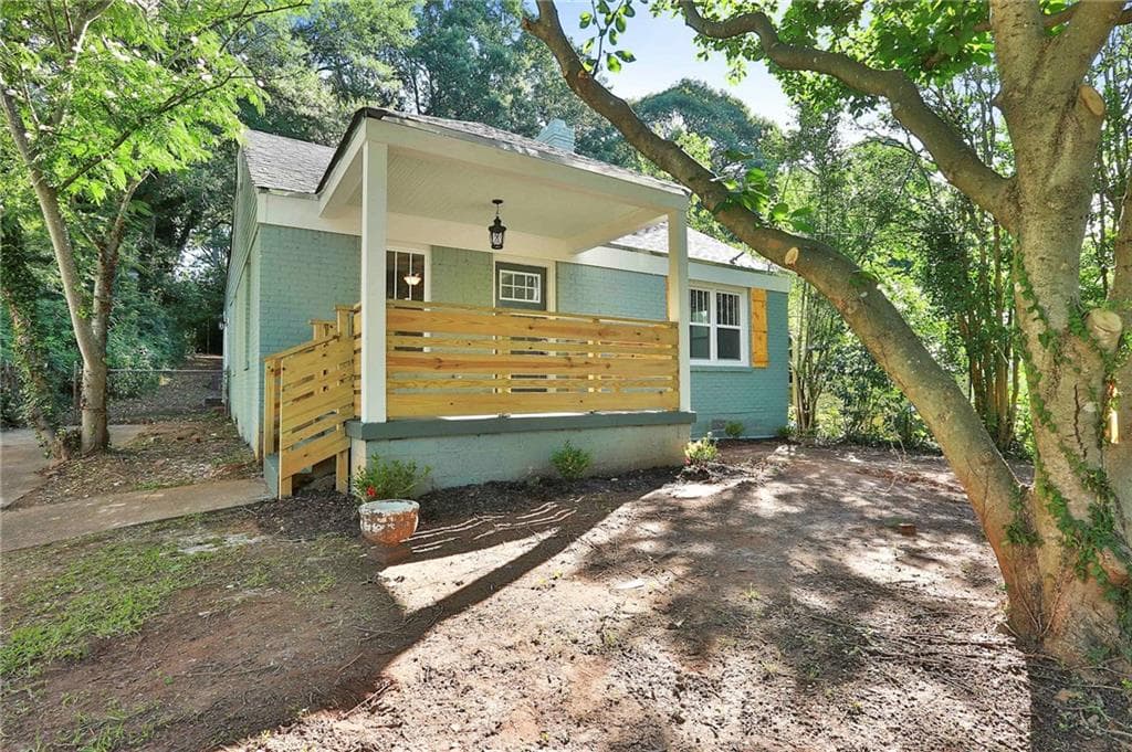 1401 E Forrest Avenue, East Point, GA 30344 — most recent listing photo