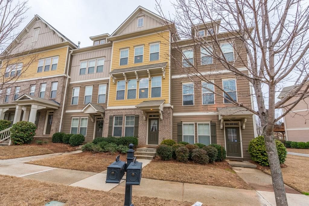 627 Grove Manor Park, Suwanee, GA 30024 — most recent listing photo