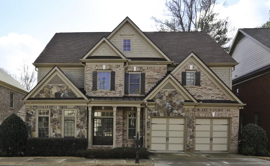 6285 Mount Vernon Oaks Drive, Sandy Springs, GA 30328 — most recent listing photo
