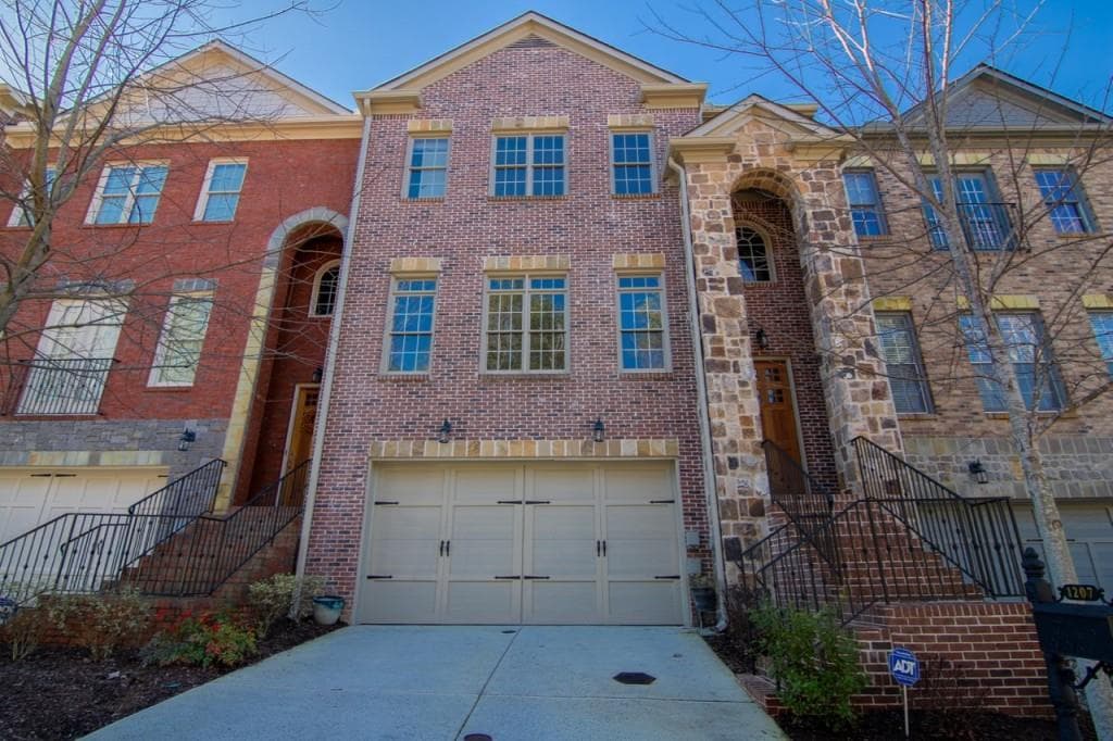 4 bedroom, 3,256 sq ft townhouse sold at 1207 Apperley Place 1207, Sandy Springs, GA 30350