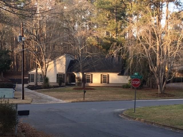 150 SUMMERFIELD Drive, Alpharetta, GA 30022 — most recent listing photo