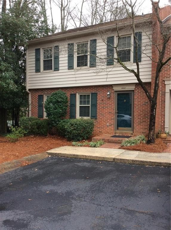 3 bedroom, 1,600 sq ft townhouse sold at 3447 Ashwood Lane, Atlanta, GA 30341