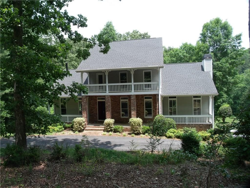 4 bedroom single family residence sold at 990 Hidden Branches Trail, Canton, GA 30115