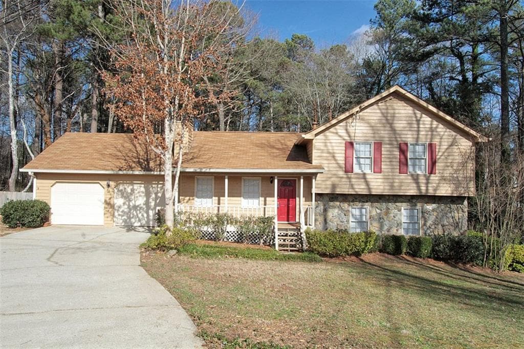 2525 Hammock Court, Suwanee, GA 30024 — most recent listing photo
