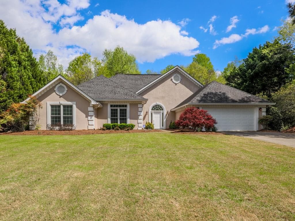 3 bedroom, 2,810 sq ft single family residence sold at 14325 Wyndham Farms Drive, Alpharetta, GA 30004