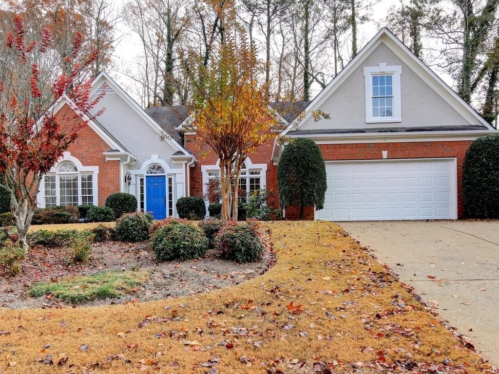 3 bedroom, 2,506 sq ft single family residence sold at 2437 Tall Timbers Trail, Marietta, GA 30066
