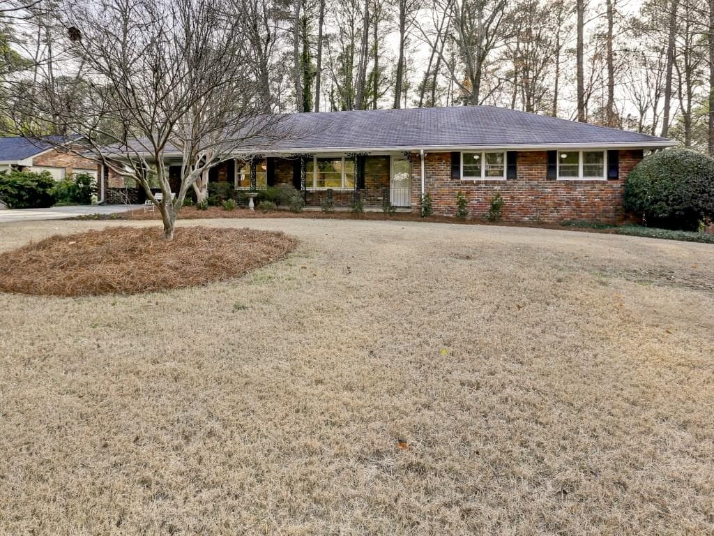3 bedroom, 2,000 sq ft single family residence sold at 2495 Sherbrooke Drive, Atlanta, GA 30345