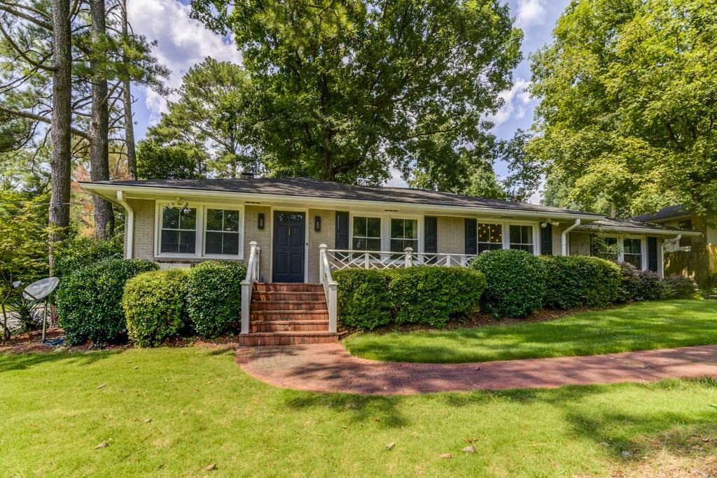 3 bedroom, 1,826 sq ft single family residence sold at 1982 Wilandrew Drive, Decatur, GA 30033
