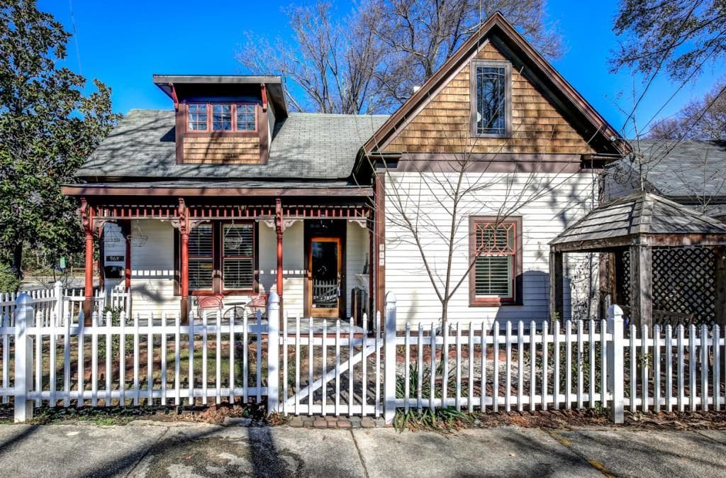 3 bedroom, 2,148 sq ft single family residence sold at 968 Manigault Street, Atlanta, GA 30316