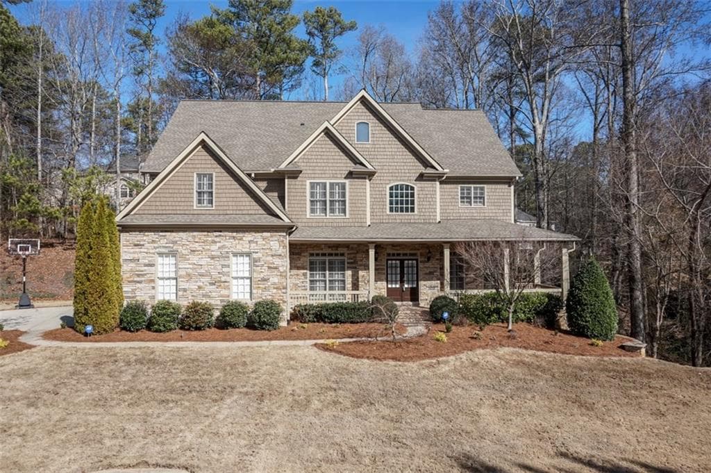 5 bedroom, 5,309 sq ft single family residence sold at 530 Stonebury Drive, Alpharetta, GA 30005