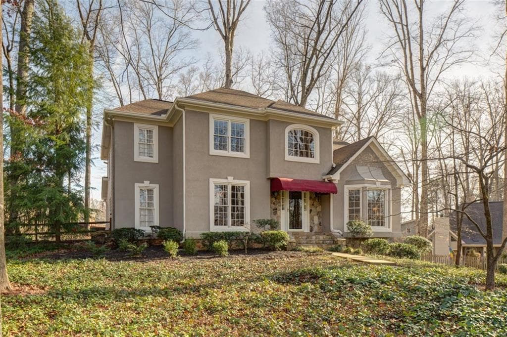 4 bedroom, 2,741 sq ft single family residence sold at 130 Hedge Lawn Trail, Alpharetta, GA 30004