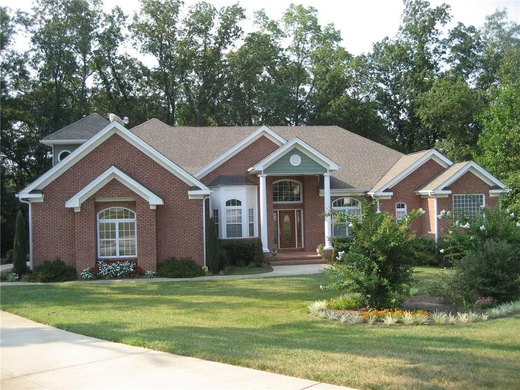 822 Mill Brook Lane, Hoschton, GA 30548 — most recent listing photo