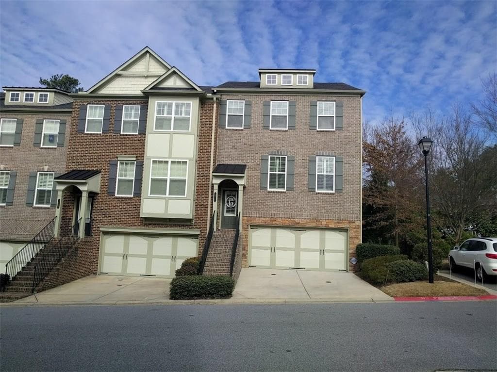 1940 Cobblestone Circle 1940, Brookhaven, GA 30319 — most recent listing photo