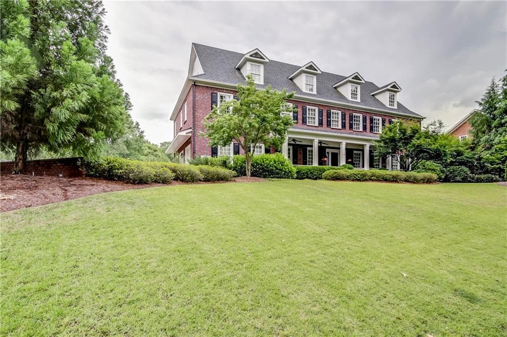 5 bedroom, 8,558 sq ft single family residence sold at 4150 Valley Creek Drive, Atlanta, GA 30339