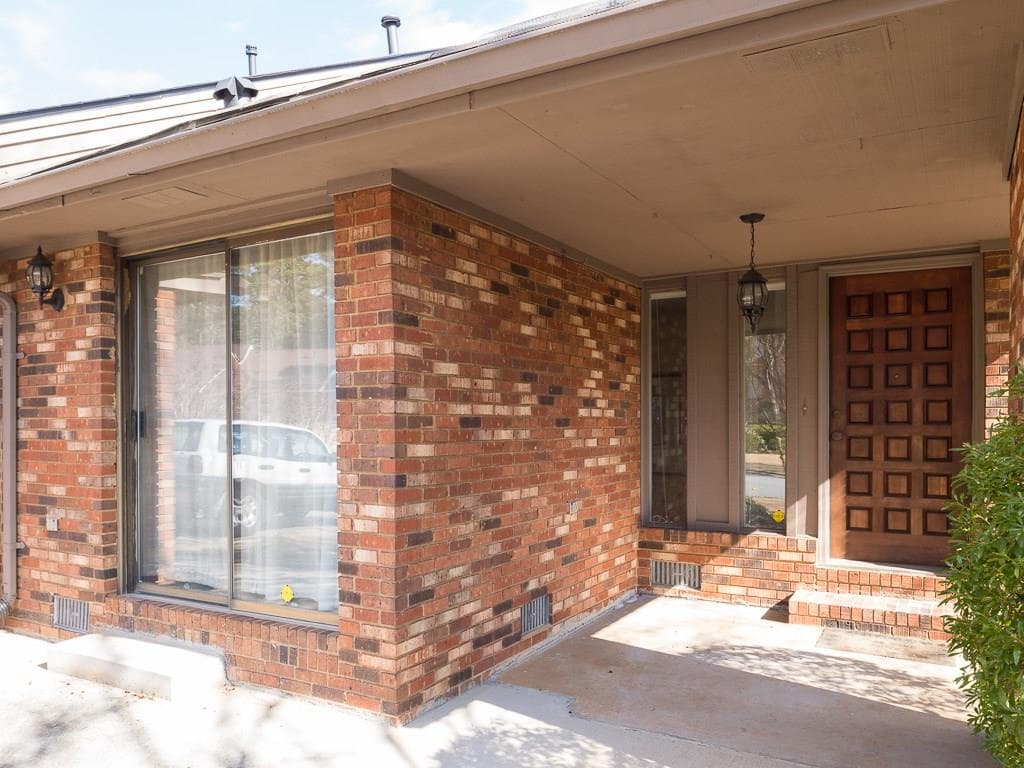 305 Francyne Court 305, Sandy Springs, GA 30328 — most recent listing photo